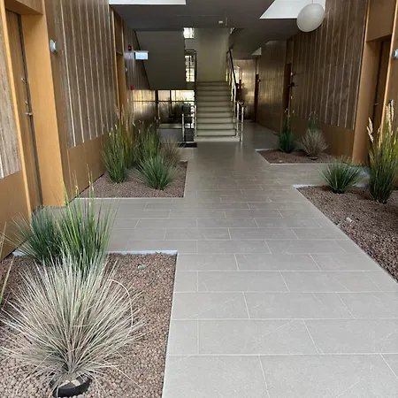 Amber Circle Apartment