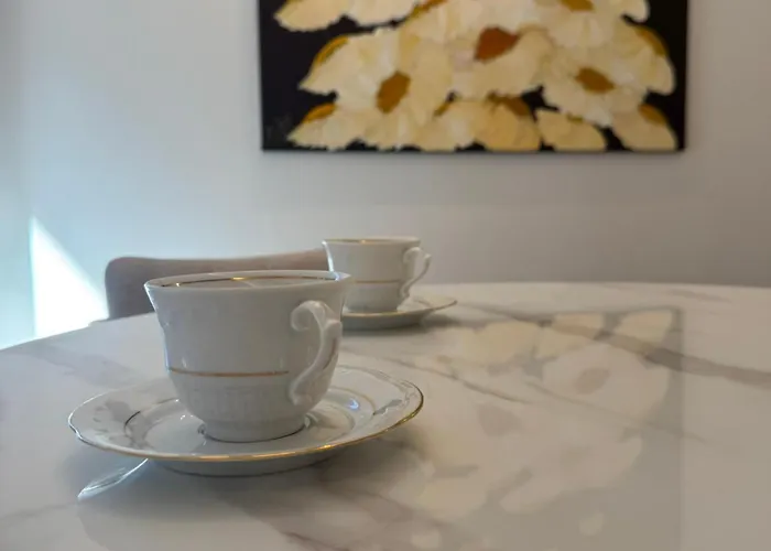 Amber Circle Apartment