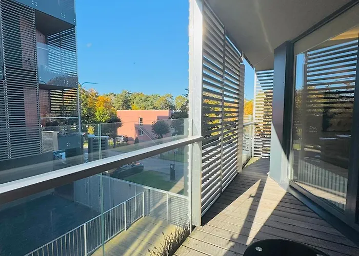 Amber Circle Apartment *